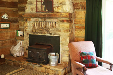 Dawt Mill Log Cabin